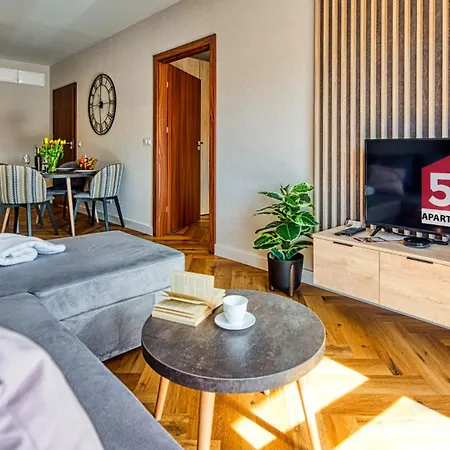 Apartament B6 Z Basenem, Sauna, Jacuzzi - 5d Szklarska Poręba